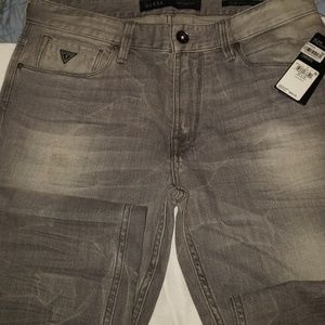 Guess Jean's slim straight 32/30